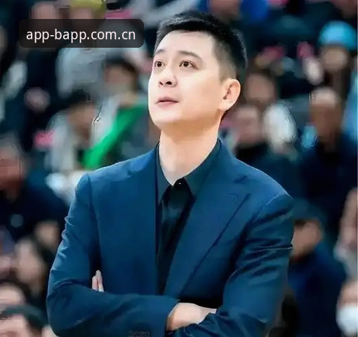 看懂C罗压力背后的门道：从杨鸣的观察解锁世界杯前锋生存法则